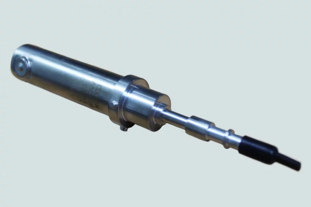 фото форсунка впрыска мочевины (isf, isbe) 5290995 5309343 